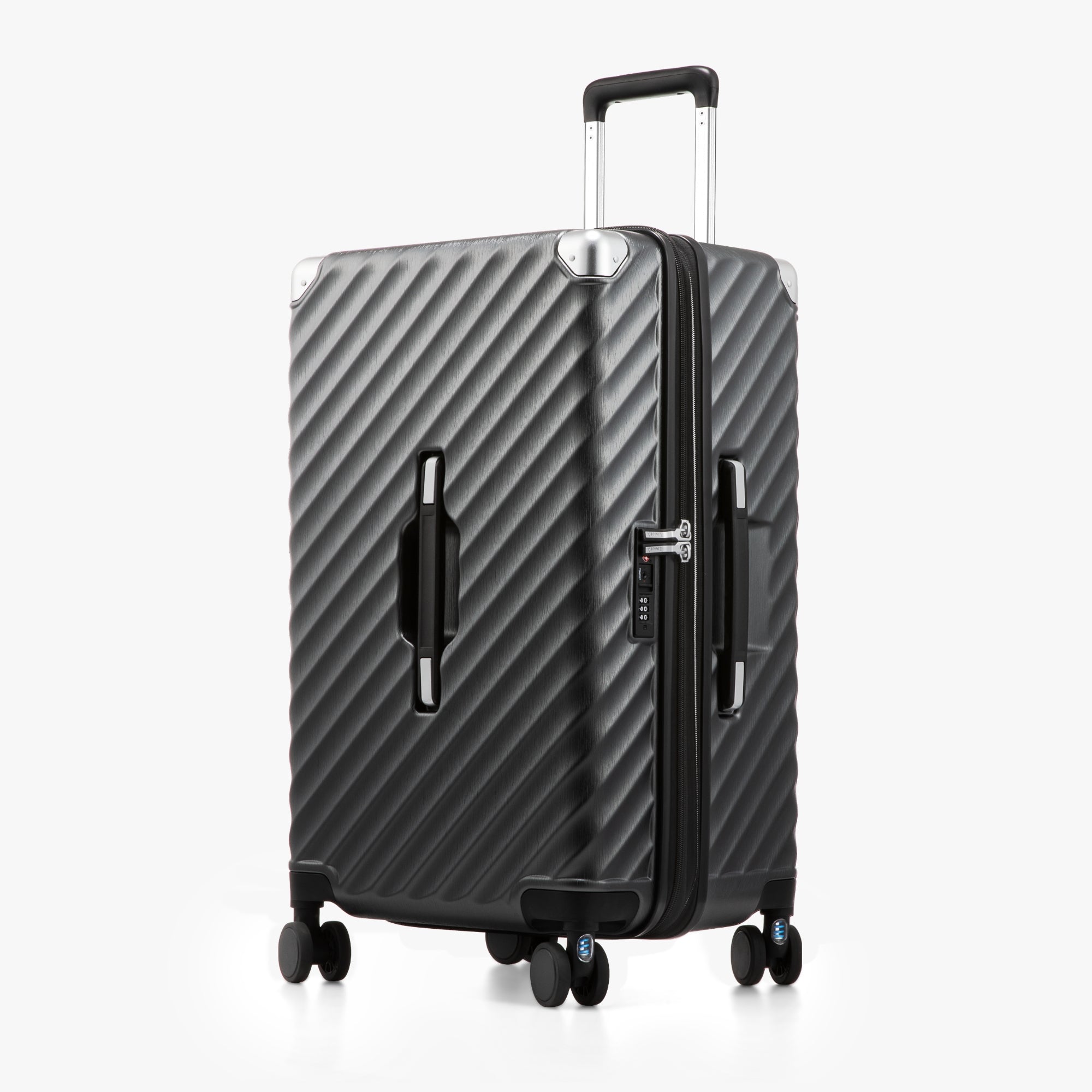 Luggex Adventure-Proof Trunk | Deep Capacity & Expandable Design