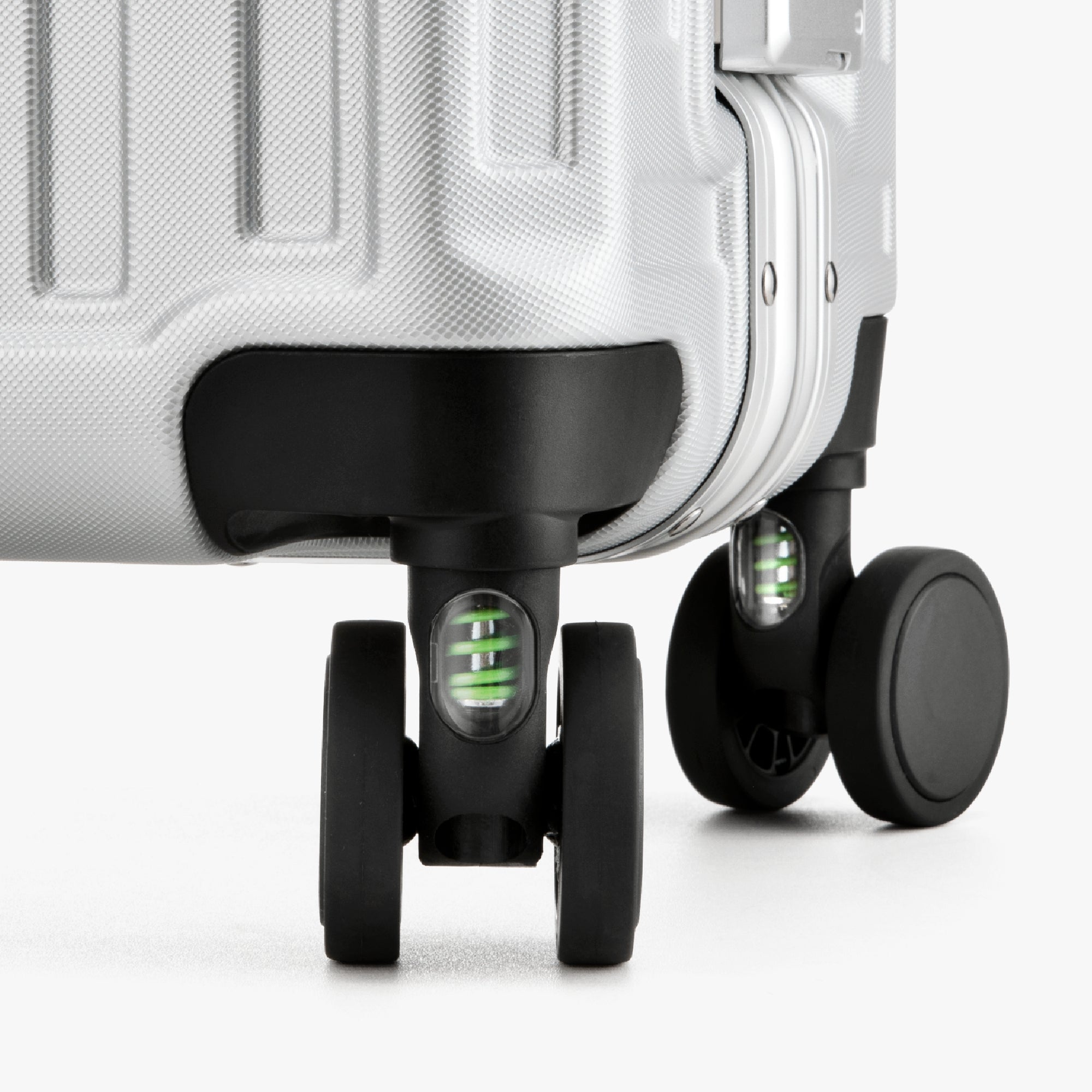 Luggex check-in luggage suitcase with shock-absorbing spinner wheels for effortless rolling