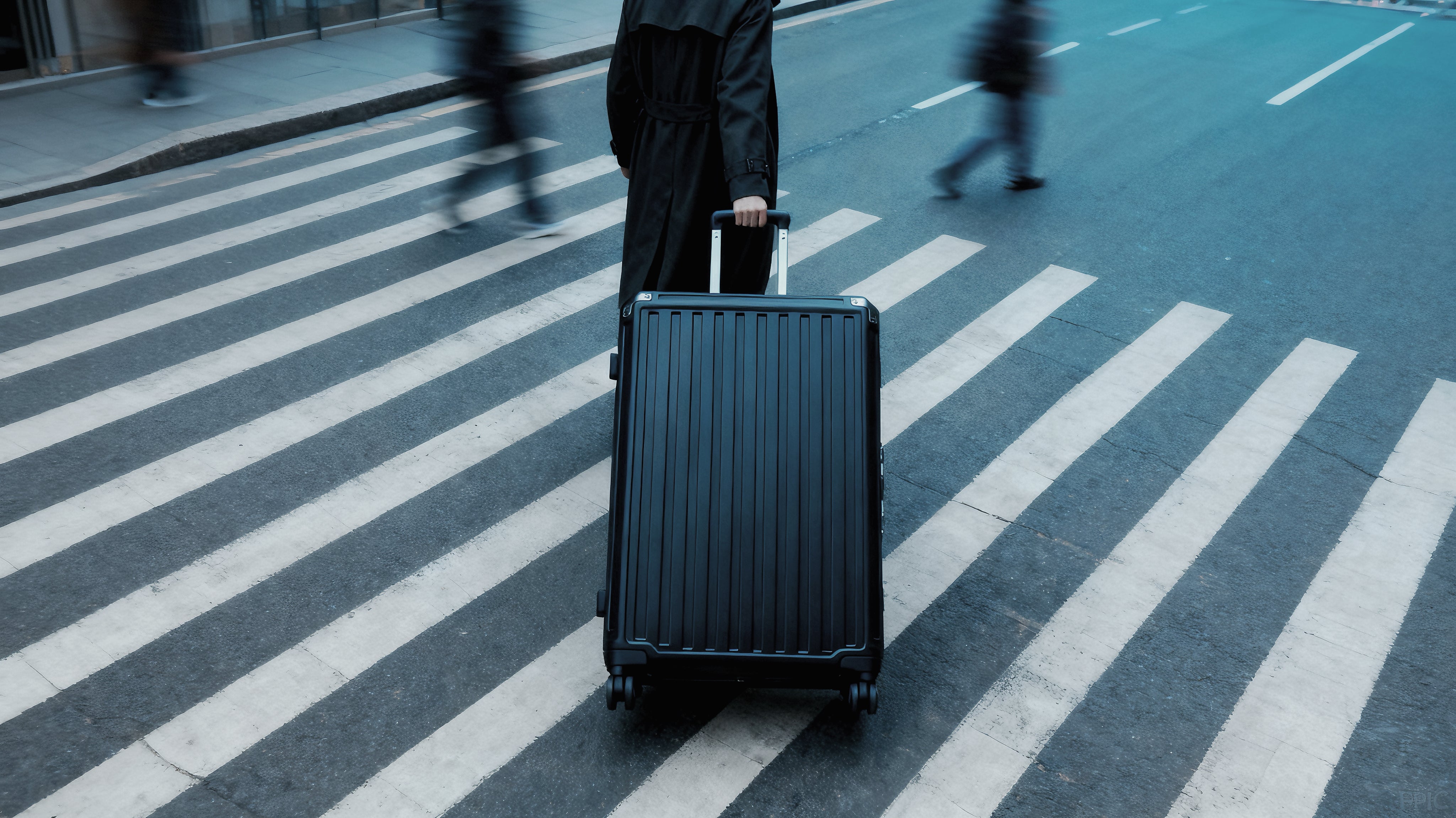 ZX 丨Zipperless – Luggex