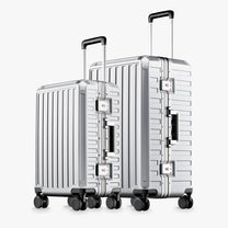 100% polycarbonate hard shell, and reinforced aluminum frame for durable protection and long-term travel use. 