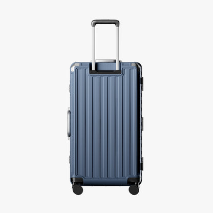 100% polycarbonate hard shell, and reinforced aluminum frame for durable protection and long-term travel use. #3:7 Trunk Structure for Deep Packing
The LUGGEX zipperless aluminum-frame 30-inch check-in suitcase with 100% polycarbonate hard shell, concentrates most of its capacity on the deeper main side, making bulky items easier to pack for extended trips.
#color_blue #show 