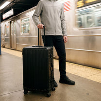 100% polycarbonate hard shell, and reinforced aluminum frame for durable protection and long-term travel use. 