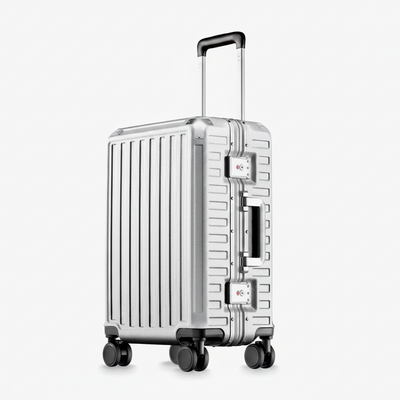 Front view of a carry-on suitcase with a 100% polycarbonate shell, designed for lightweight durability and impact resistance. "Cabin-Ready · 1–4 Days"#show #color_sliver_grey
