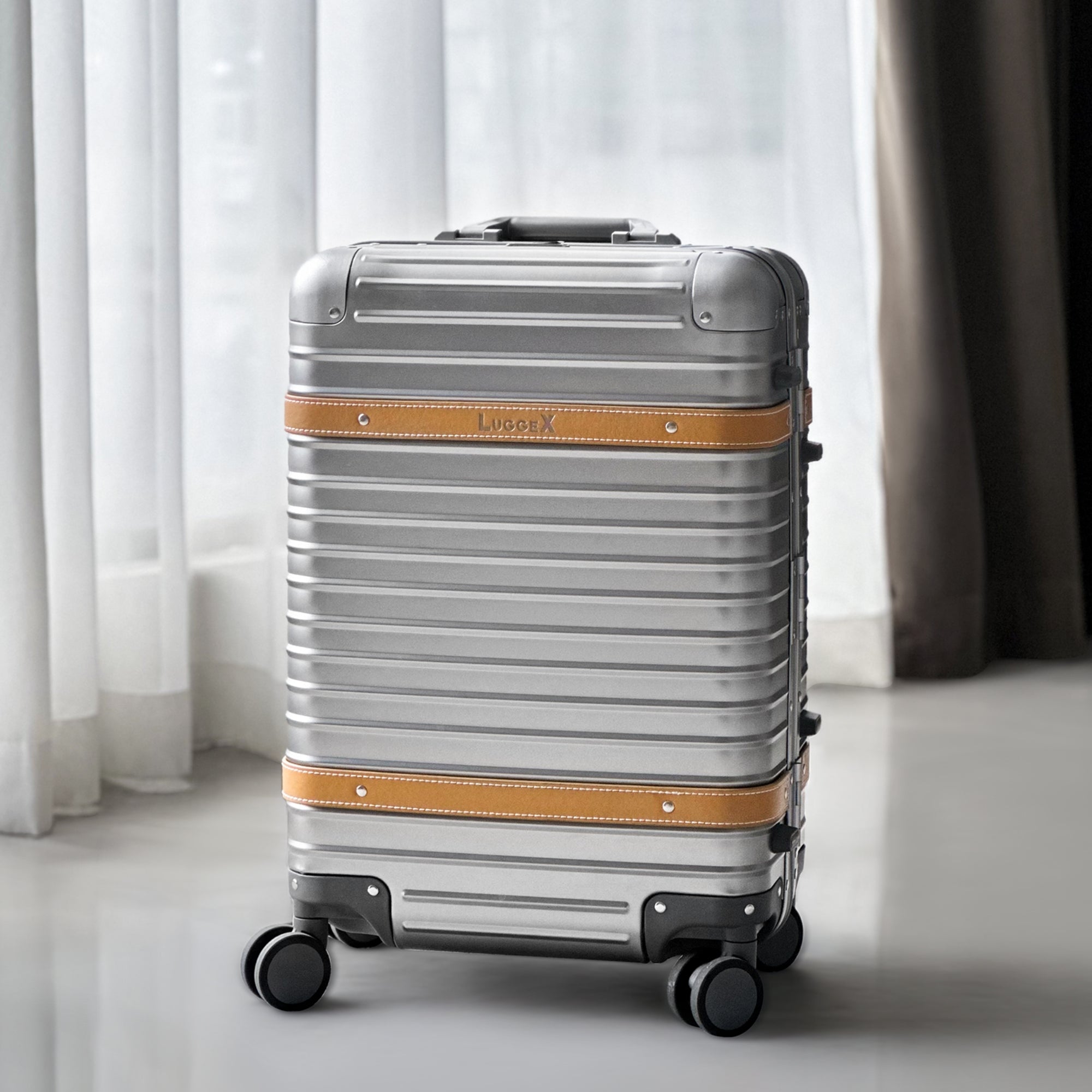 LUGGEX Aluminum Carry-On | Vintage Meets Tech, Zipperless & USB Charging Zipperless AV-GT20-_-5_2x_549cea92-ced1-4049-b1d8-832a17c1c426
