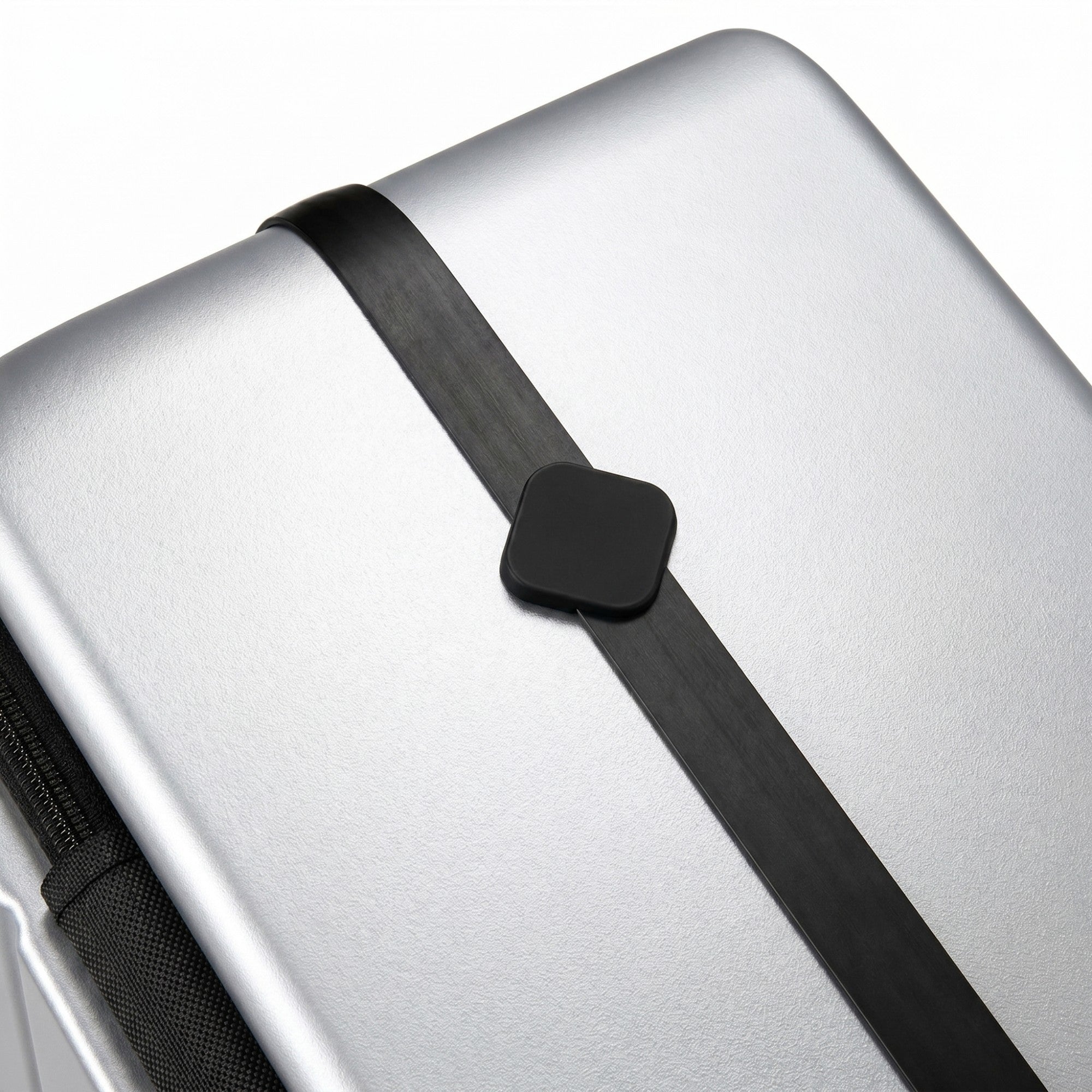LUGGEX FLA front open carry-on suitcase with reinforced side foot pads and rivet-free aluminum frame—designed to protect the shell when placed on its side.

