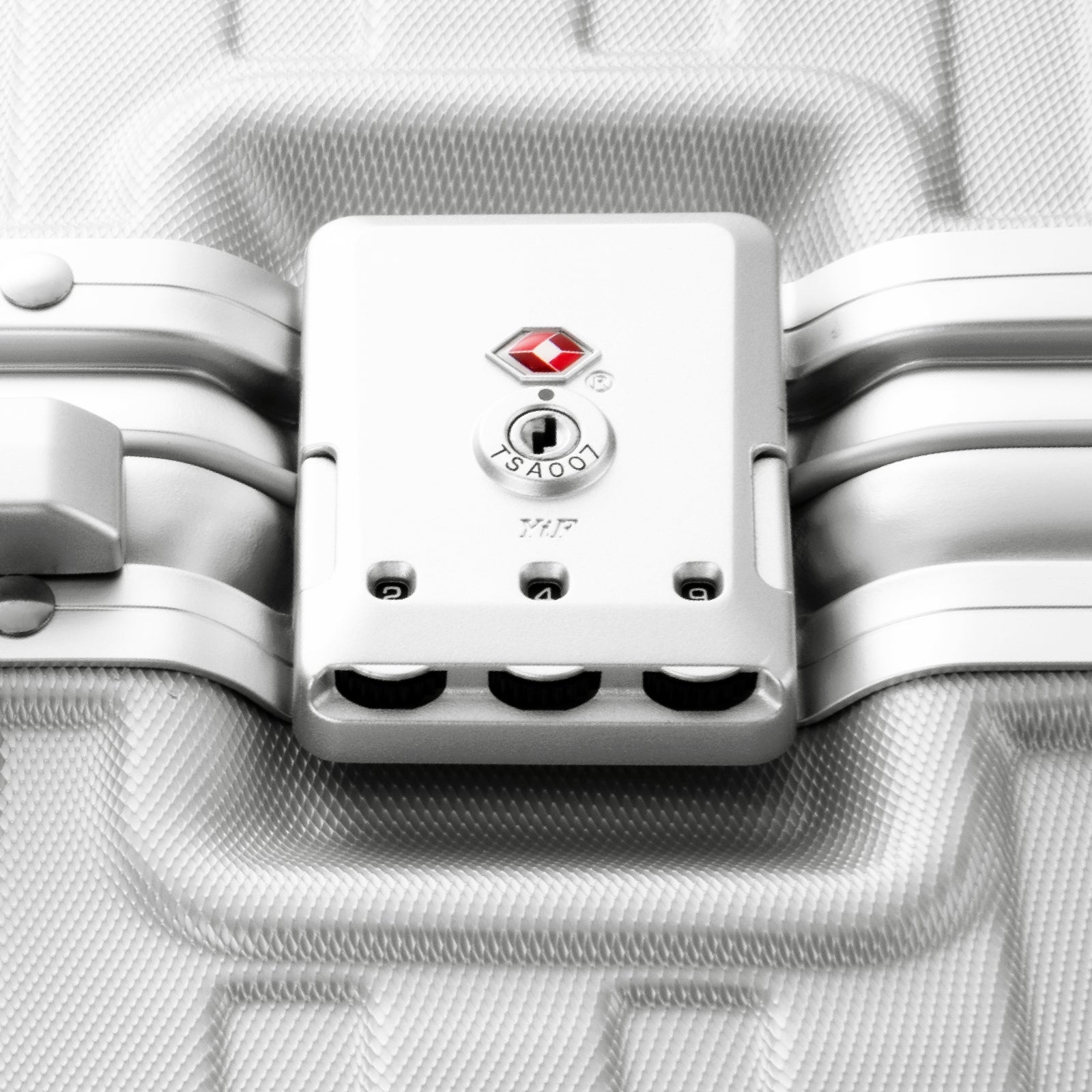 LUGGEX aluminum frame luggage suitcase set, 20-inch carry-on and 28-inch checked luggage with dual TSA-approved locks for maximum security
